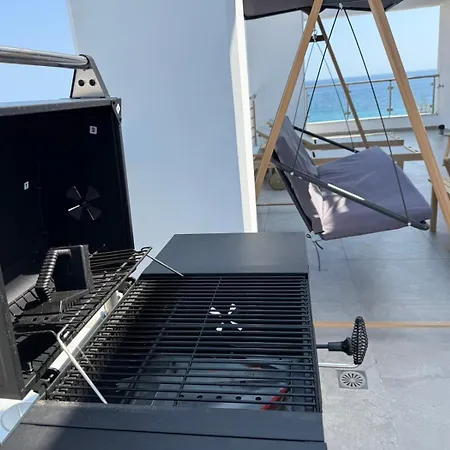 Luxe Panorama Penthouse With Private Jacuzzi, Bbq And Sea View